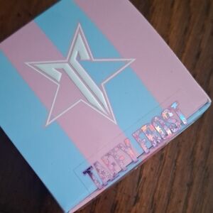 Taffy Frost Eye Gloss